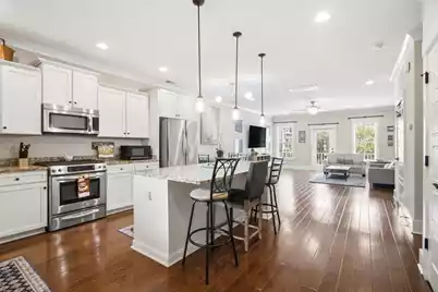 1880 Carolina Towne Court, Mount Pleasant, SC 29464 - Photo 5