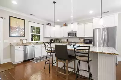 1880 Carolina Towne Court, Mount Pleasant, SC 29464 - Photo 7