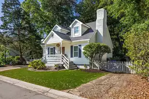 1507 Village Square, Mount Pleasant, SC 29464 - Photo 3