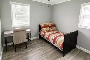 734 Deene St, Charleston, SC 29412 - Photo 9