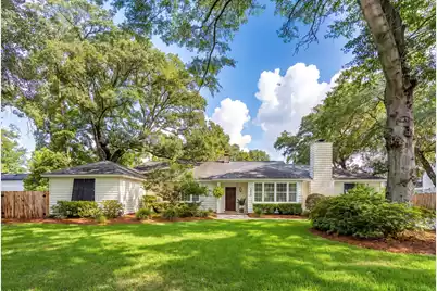 1670 Hunley Avenue, Charleston, SC 29412 - Photo 3