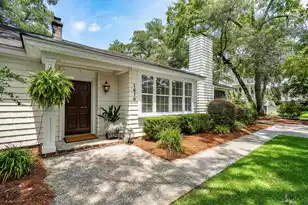 1670 Hunley Ave, Charleston, SC 29412 - Photo 7