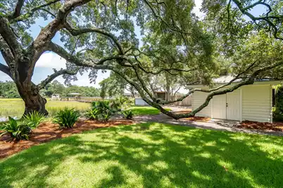 1670 Hunley Avenue, Charleston, SC 29412 - Photo 69