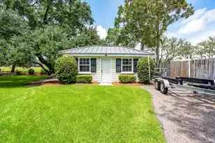 1670 Hunley Ave, Charleston, SC 29412 - Photo 53