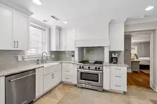 1670 Hunley Ave, Charleston, SC 29412 - Photo 25