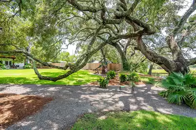 1670 Hunley Avenue, Charleston, SC 29412 - Photo 71