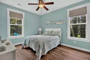 2580 Larch Ln, Mount Pleasant, SC 29466 - Photo 21