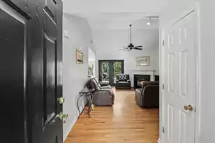 838 Targave Rd, Charleston, SC 29412 - Photo 5