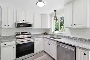 210 White Blvd, Summerville, SC 29483 - Photo 9