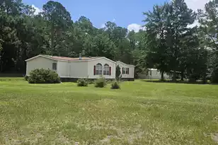 215 Walker St, Walterboro, SC 29488 - Photo 7
