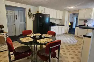 215 Walker St, Walterboro, SC 29488 - Photo 13