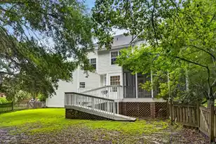 200 Oak Point Landing Dr, Mount Pleasant, SC 29464 - Photo 15