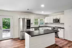 1842 Gippy Ln, Charleston, SC 29407 - Photo 7
