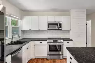 1842 Gippy Ln, Charleston, SC 29407 - Photo 9