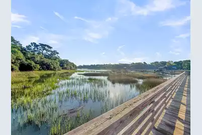 1054 Anna Knapp Boulevard #2E, Mount Pleasant, SC 29464 - Photo 7