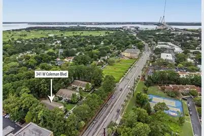341 Coleman Boulevard W #E, Mount Pleasant, SC 29464 - Photo 1