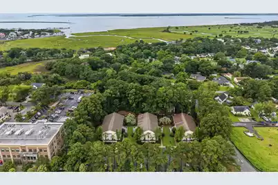 341 Coleman Boulevard W #E, Mount Pleasant, SC 29464 - Photo 33