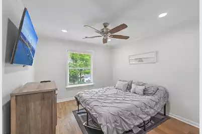 341 Coleman Boulevard W #E, Mount Pleasant, SC 29464 - Photo 11