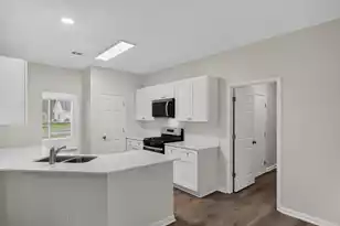 180 Hainsworth Dr, North Charleston, SC 29418 - Photo 9
