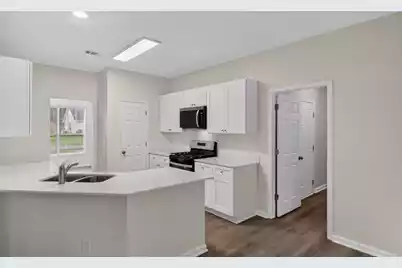 180 Hainsworth Drive, North Charleston, SC 29418 - Photo 9