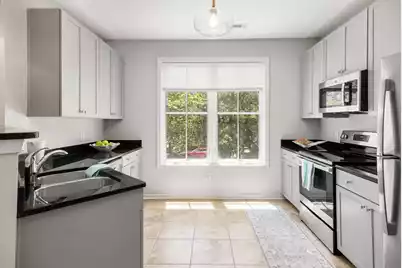 280 Seven Farms Drive #Unit 202, Charleston, SC 29492 - Photo 9