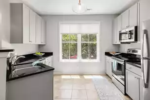 280 Seven Farms Drive #202, Charleston, SC 29492 - Photo 9