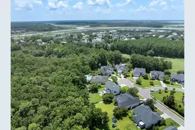 1425 Oakhurst, Mount Pleasant, SC 29466 - Photo 37