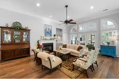 1425 Oakhurst, Mount Pleasant, SC 29466 - Photo 5