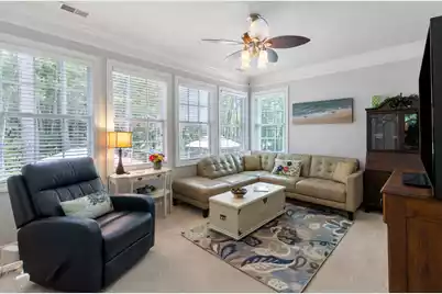 1425 Oakhurst, Mount Pleasant, SC 29466 - Photo 17