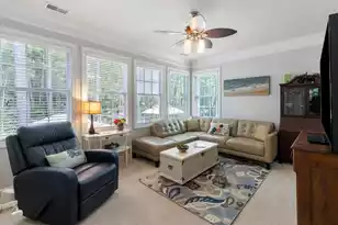 1425 Oakhurst, Mount Pleasant, SC 29466 - Photo 17