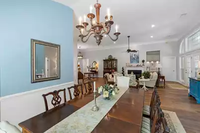 1425 Oakhurst, Mount Pleasant, SC 29466 - Photo 9