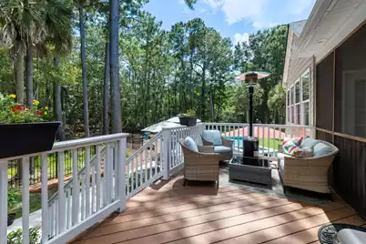 1425 Oakhurst, Mount Pleasant, SC 29466 - Photo 25