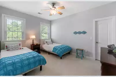 1425 Oakhurst, Mount Pleasant, SC 29466 - Photo 23