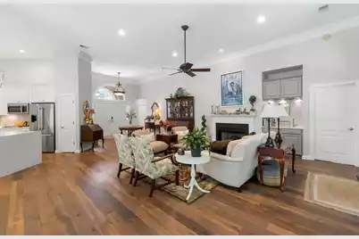 1425 Oakhurst, Mount Pleasant, SC 29466 - Photo 5