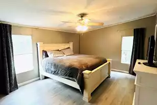 734 Henry St, Walterboro, SC 29488 - Photo 11