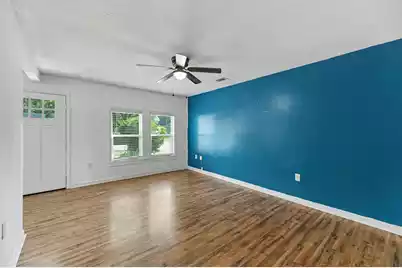 525 Richardson Avenue E, Summerville, SC 29485 - Photo 9