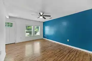 525 Richardson Ave E, Summerville, SC 29485 - Photo 9