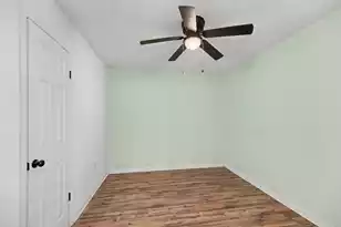 525 Richardson Ave E, Summerville, SC 29485 - Photo 17