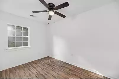 525 Richardson Avenue E, Summerville, SC 29485 - Photo 19