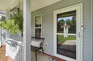 569 Hainsworth Dr, Charleston, SC 29414 - Photo 3