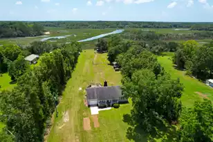 2039 Bentz Rd, Wadmalaw Island, SC 29487 - Photo 11
