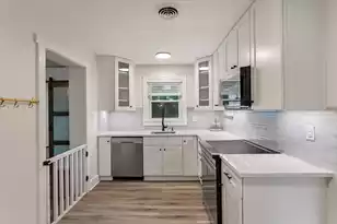 818 Madison Ave W, Charleston, SC 29412 - Photo 3