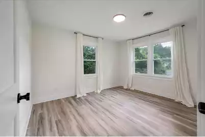 818 Madison Avenue W, Charleston, SC 29412 - Photo 11