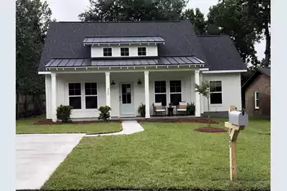 305 1st North Street E, Summerville, SC 29483 - Photo 1