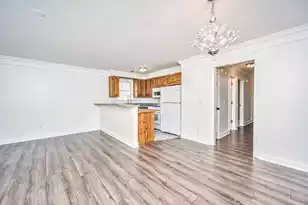 387 Springview Ln, Summerville, SC 29485 - Photo 7