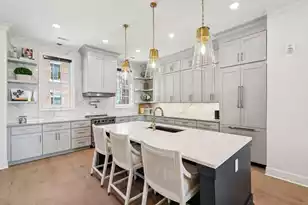 376 Broad St, Charleston, SC 29401 - Photo 15