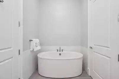 376 Broad Street, Charleston, SC 29401 - Photo 23