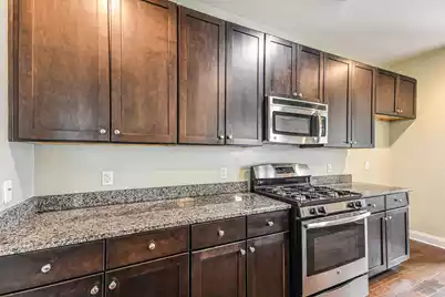 1055 Ashley Garden Boulevard, Charleston, SC 29414 - Photo 7
