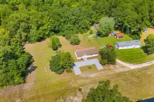 136 Mahoney Ln, Moncks Corner, SC 29461 - Photo 3