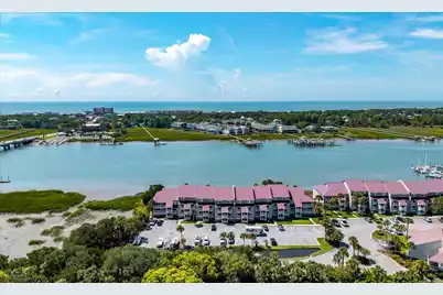 4 Mariners Cay Drive W, Folly Beach, SC 29439 - Photo 5